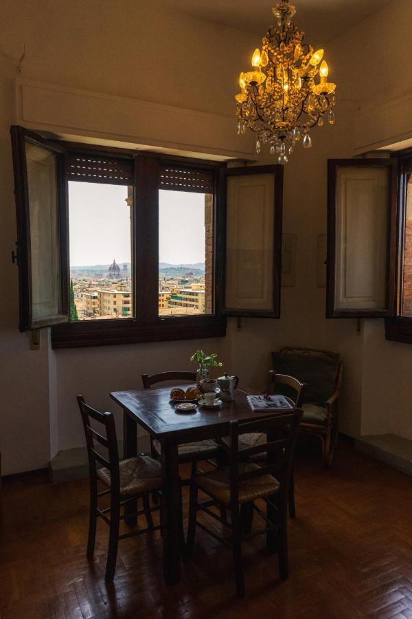 Attico In Villa Storica - Dolcevita Holiday Florencia Exterior foto
